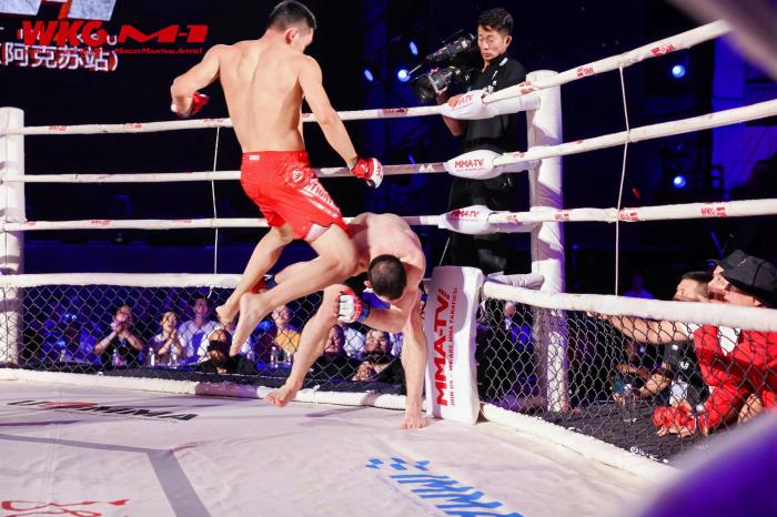 WKG阿克苏站落幕:中国选手太依拉克击败马克西