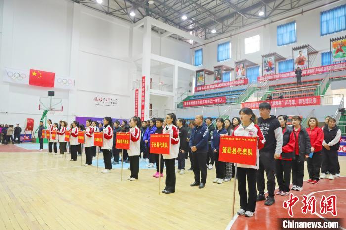 和田地区首届“津和杯”羽毛球乒乓球赛圆满落