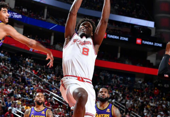 火箭队轮换策略调整 伊森心态问题成关键因素