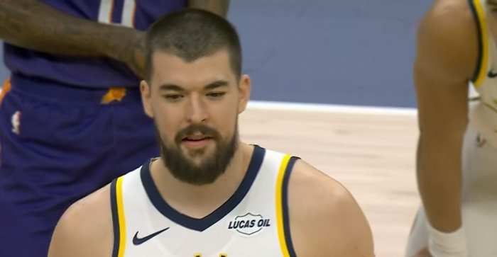 哈利伯顿与祖巴茨复出引步行者队复苏曙光